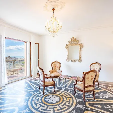 Vintage Maison, Panoramic View Apartment