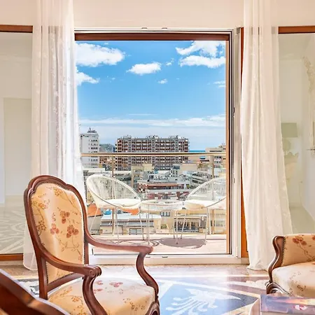 Vintage Maison, Panoramic View *